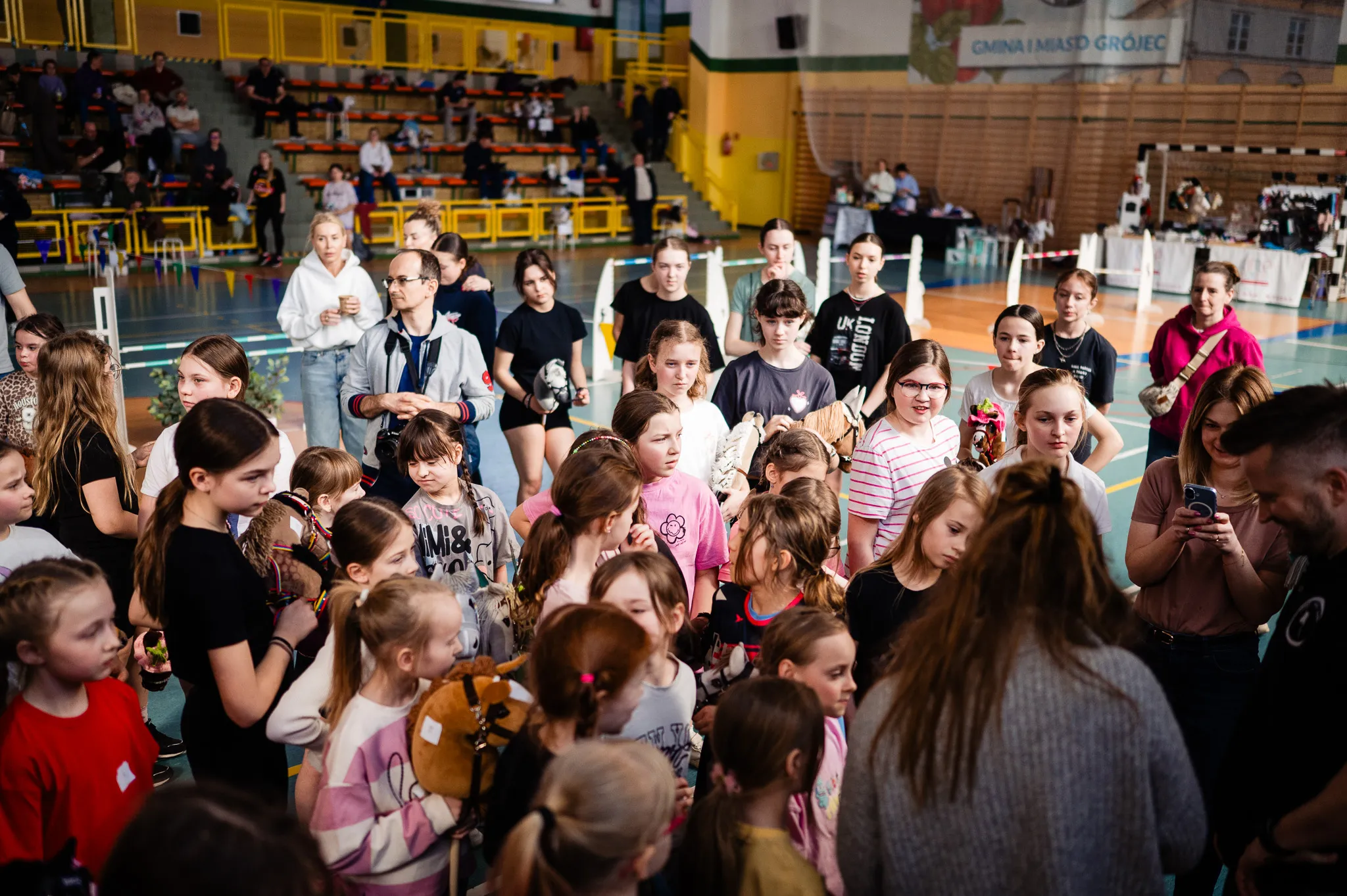 Zawody hobby horse w Hali Spartakus w Grójcu